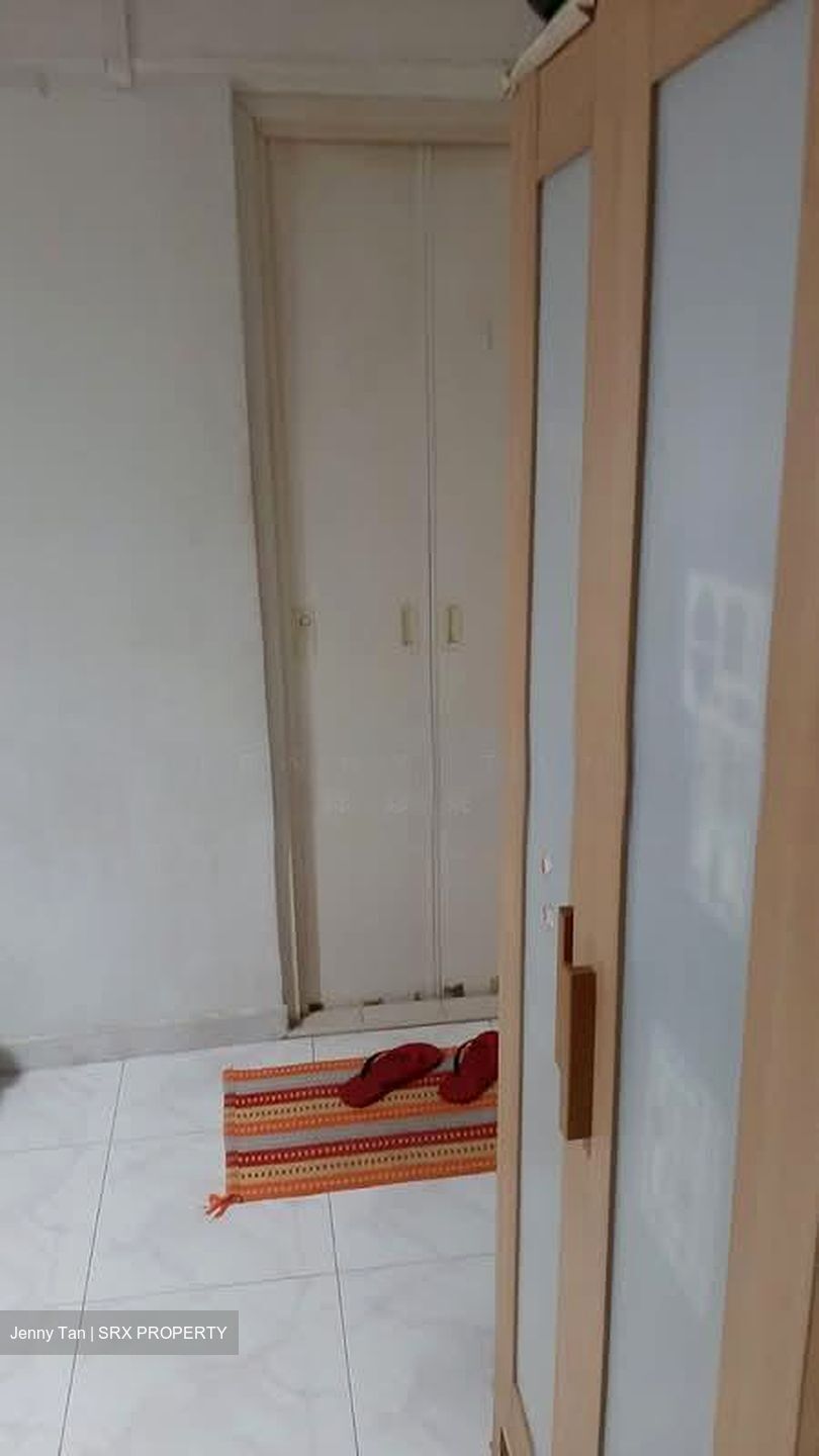 Blk 65 BLANGAH VIEW (Bukit Merah), HDB 3 Rooms #566703921